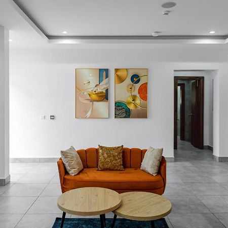 Quest Boutique Hotel Gwarinpa Ngoại thất bức ảnh