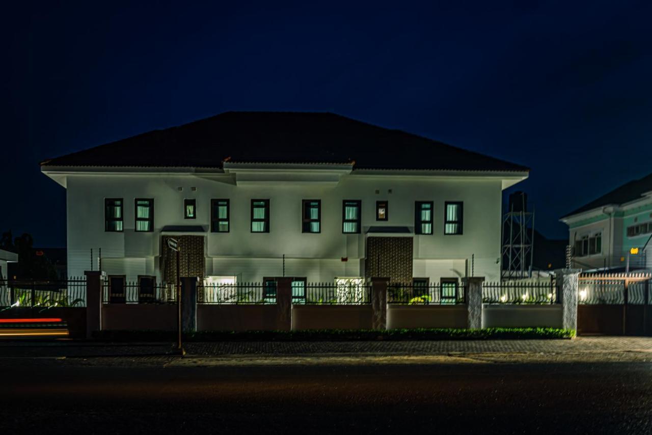 Quest Boutique Hotel Gwarinpa Ngoại thất bức ảnh