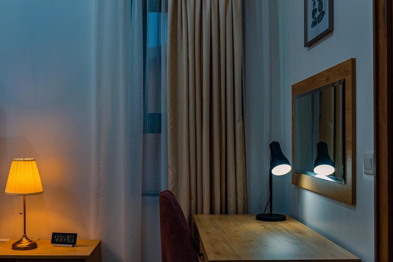 Quest Boutique Hotel Gwarinpa Ngoại thất bức ảnh